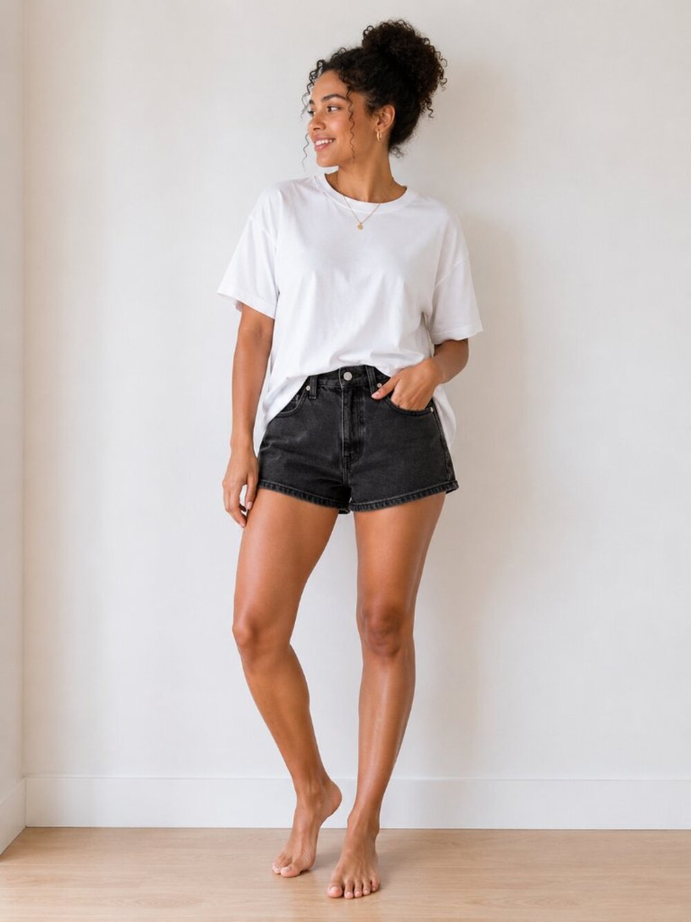 Levi's High-Waist Black Mom Jean Shorts
